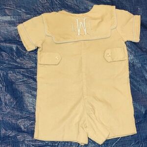 💲3 for $20💲Tan Lightweight "LWI" Monogrammed 2T Dress suit